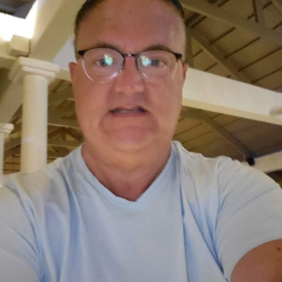 Meet your Posher, Tim - Picture 1 of 1